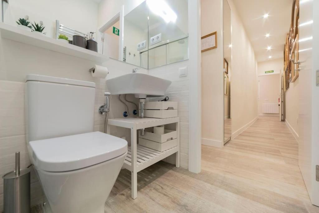 Candido Apartamento En El Corazon De La Latina Madrid Eksteriør bilde