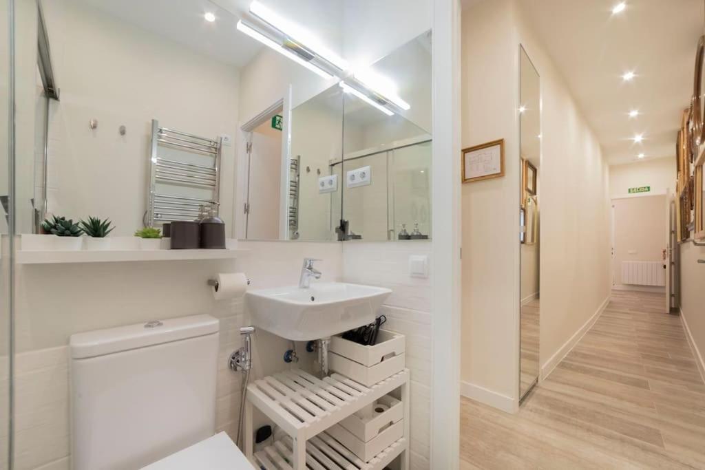 Candido Apartamento En El Corazon De La Latina Madrid Eksteriør bilde
